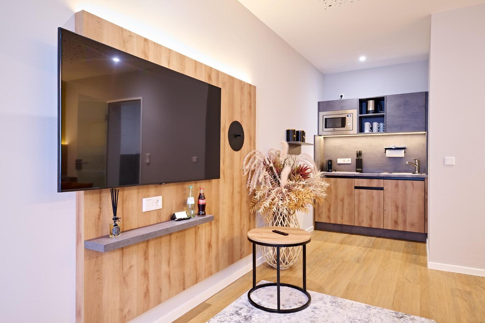Xzllenz Traum Studio-Apartment, Frei-Parken, U-Bahn, Kueche Nürnberg Kültér fotó