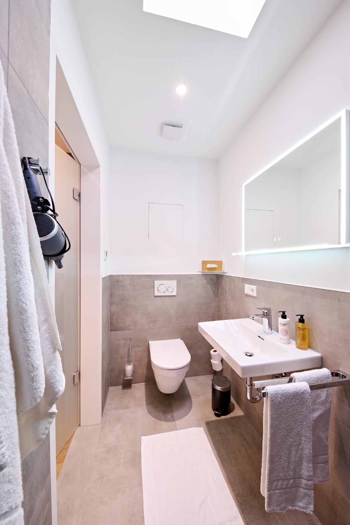 Xzllenz Traum Studio-Apartment, Frei-Parken, U-Bahn, Kueche Nürnberg Kültér fotó