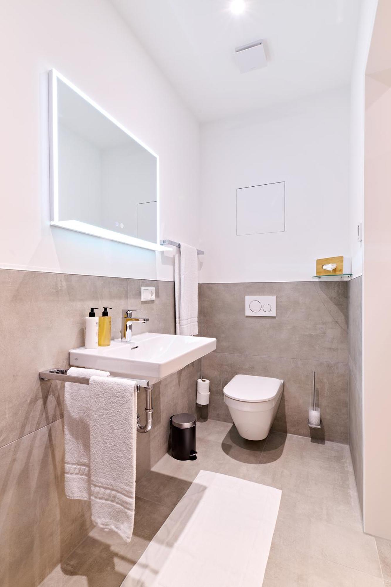 Xzllenz Traum Studio-Apartment, Frei-Parken, U-Bahn, Kueche Nürnberg Kültér fotó